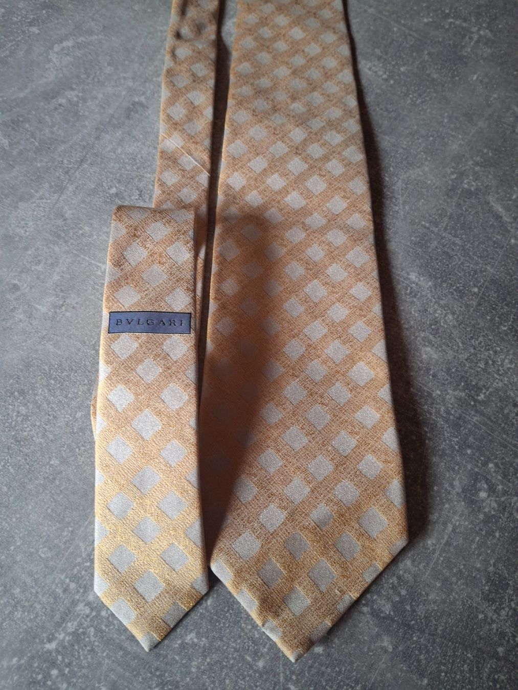 Bulgari Cravatte: Cravate 100% soie marque Bulgari – Usato da Villiers venduto da san_jn5w 6