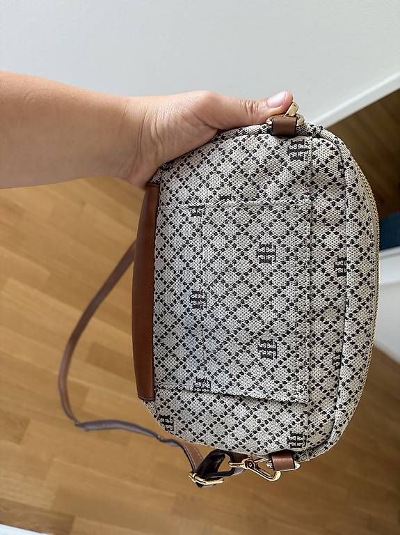 Borse da donna: Tommy Hilfiger Damen Tasche – Usato da Oberglatt ZH venduto da val_wq29 1