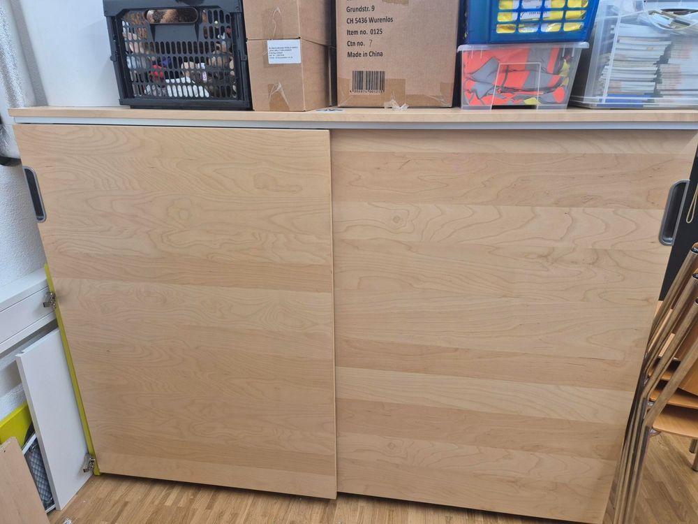 Schicker IKEA Aktenschrank mit Schiebetüren, Ahorn Kaufen auf Ricardo