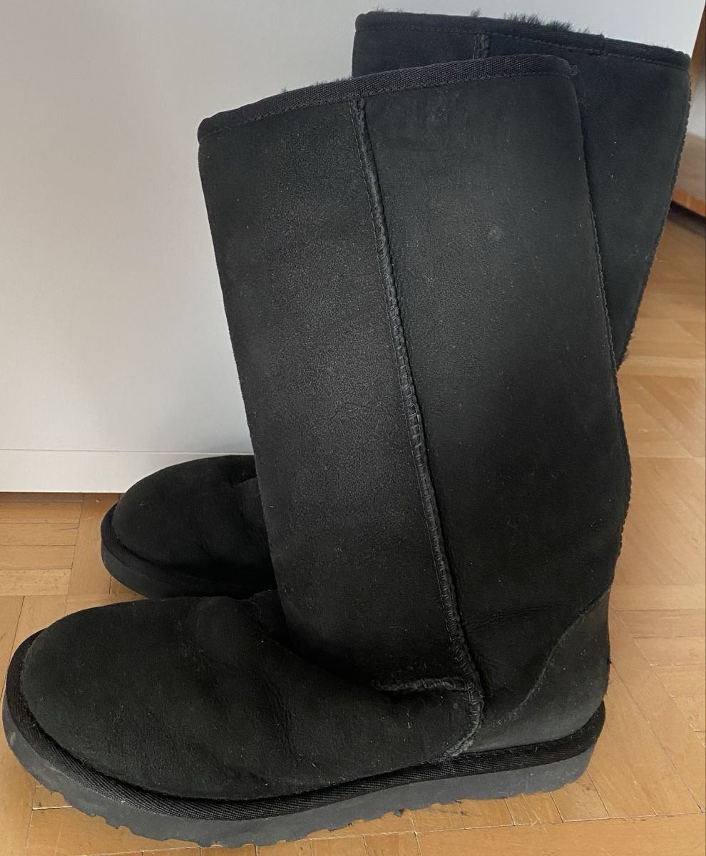 Ugg Scarpe da donna: UGG schwarz, Gr. 39 – Nuovo (secondo la descrizione) da Sarnen venduto da Paris99 1