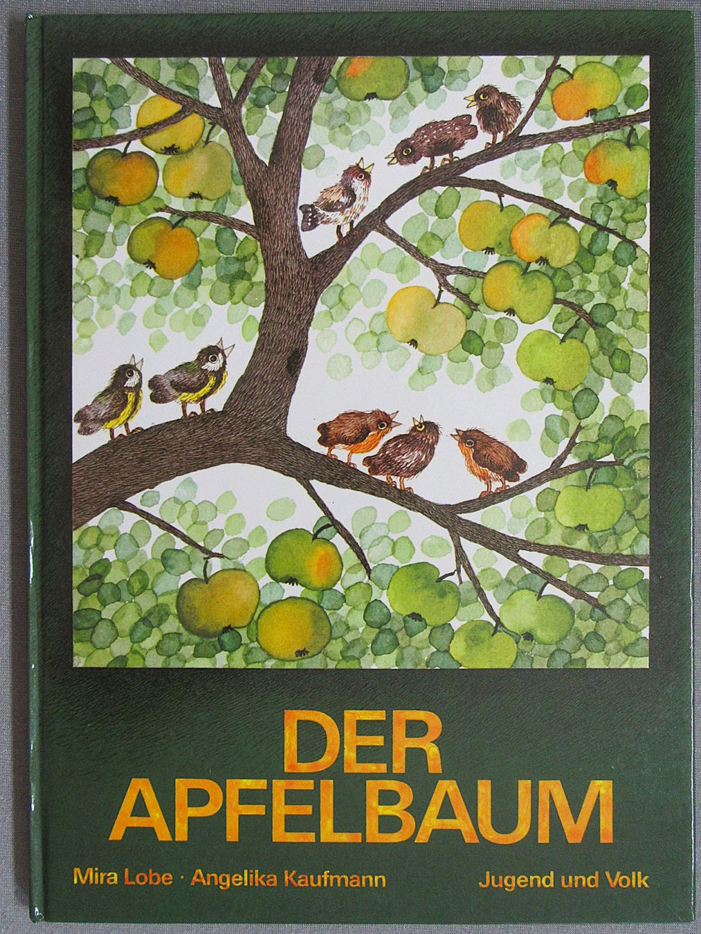Livres: Der Apfelbaum - Bilderbuch ab CHF 1.00 – D'occasion à Auenstein par Padabimbim