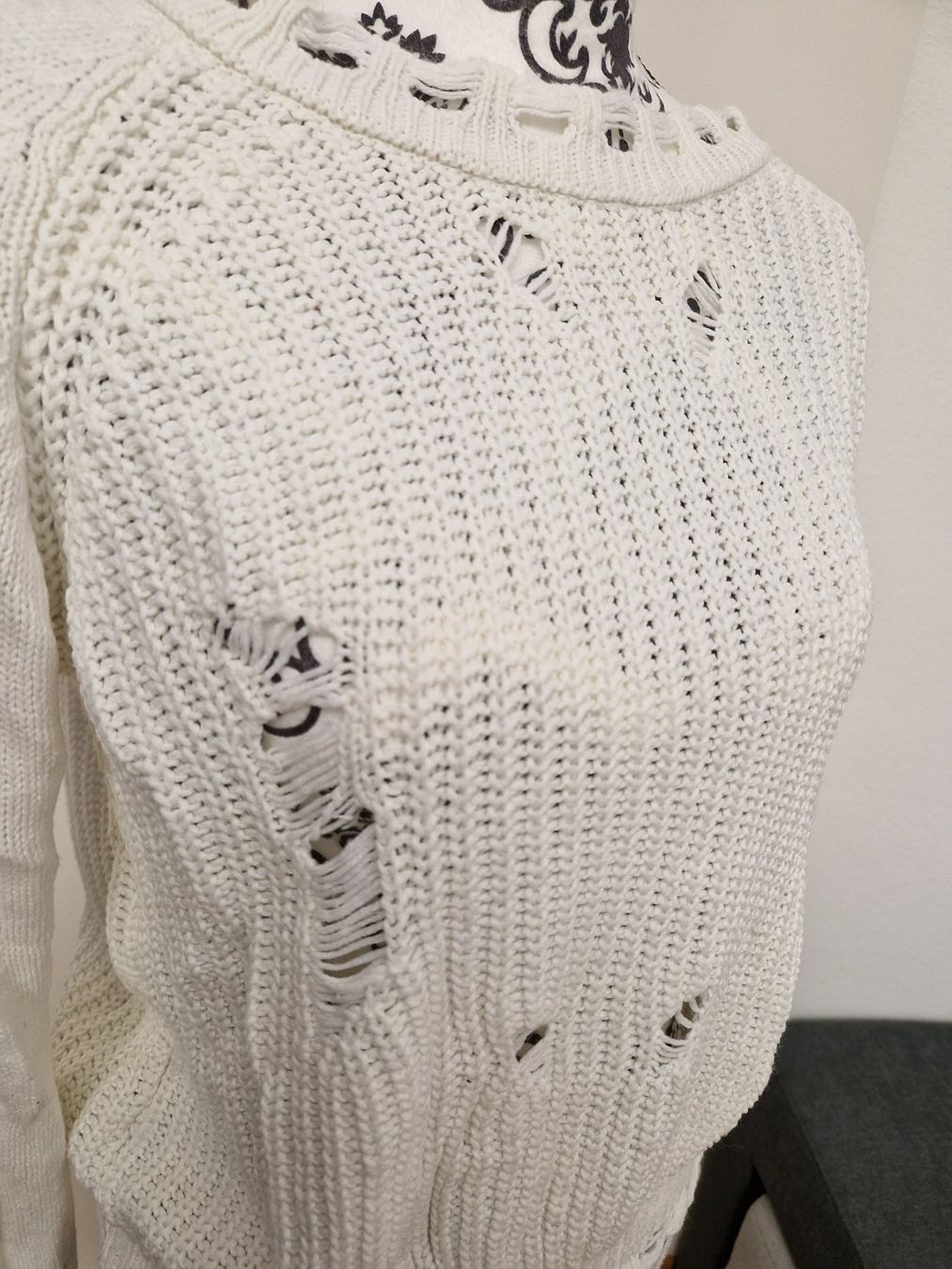 Maglioni & Felpe: Weisser &Orangegelb Strickpullover Gr. M - Destroyed Look – Nuovo (secondo la descrizione) da Glattbrugg venduto da mas_75t2 1