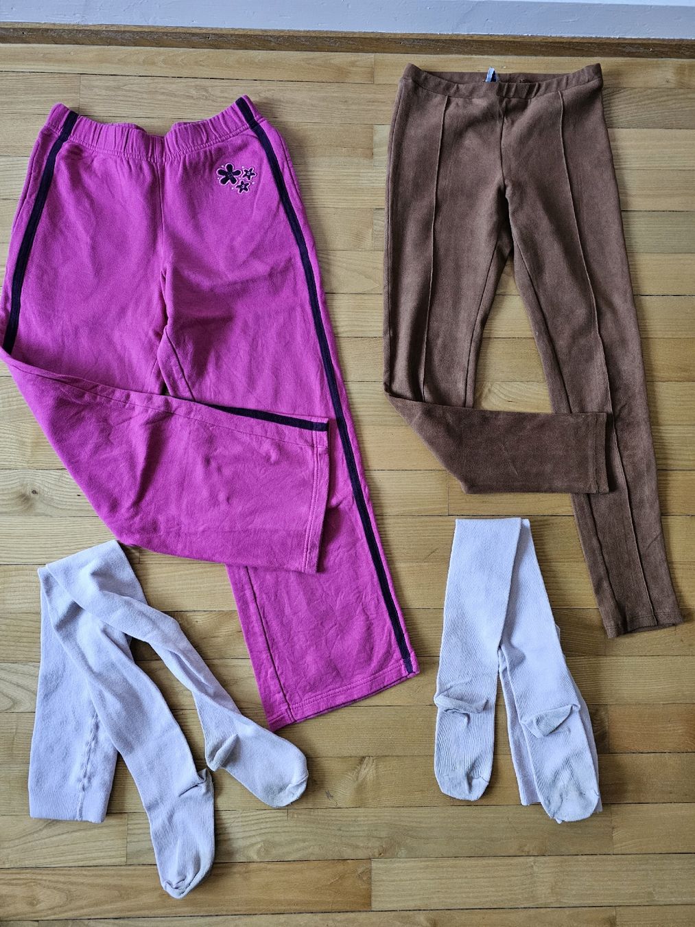Lotti & Set di vestiti: 15-teiliges set Winter Mädchen Grösse 140 – Usato da Basel venduto da Anja_1981 2