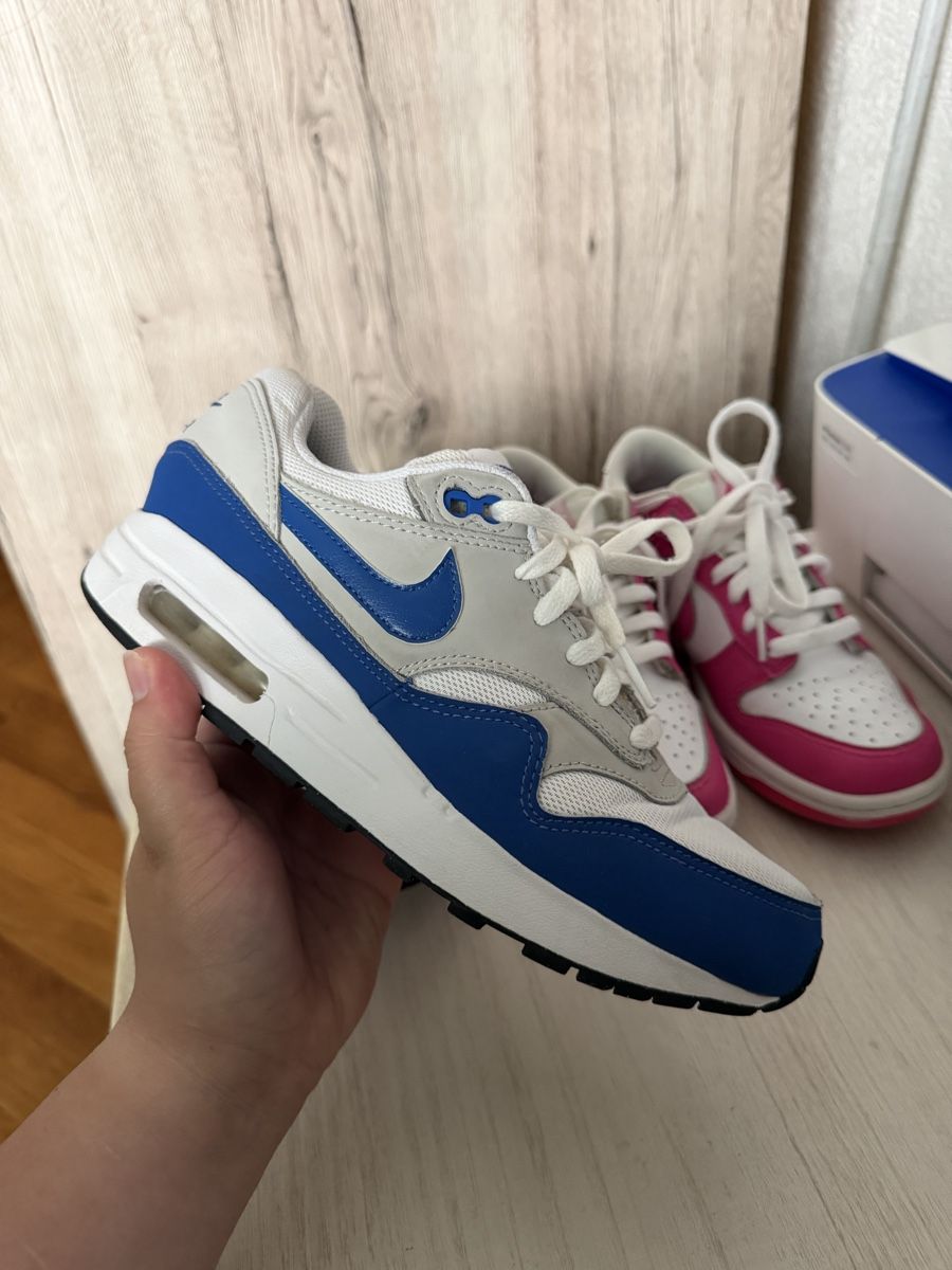 Scarpe per ragazzi: Lot chaussures Nike enfant – Usato da Genève venduto da tre_pr6f 1