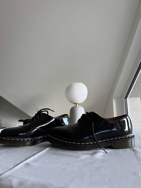 Scarpe da uomo: Dr. Martens 1461 Lackschuhe  Grösse 39 – Nuovo e nell'imballaggio originale da Schlieren venduto da gue_m9qk 3