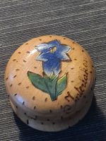Alte gravierte,handbemalte runde Holzschmuckdose, Interlaken