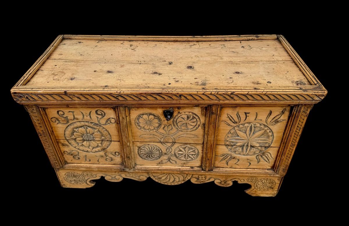 Cassapanche: Originale Engadiner Arventruhe, datiert 1723 – Usato da Ottikon venduto da san_w99n 4