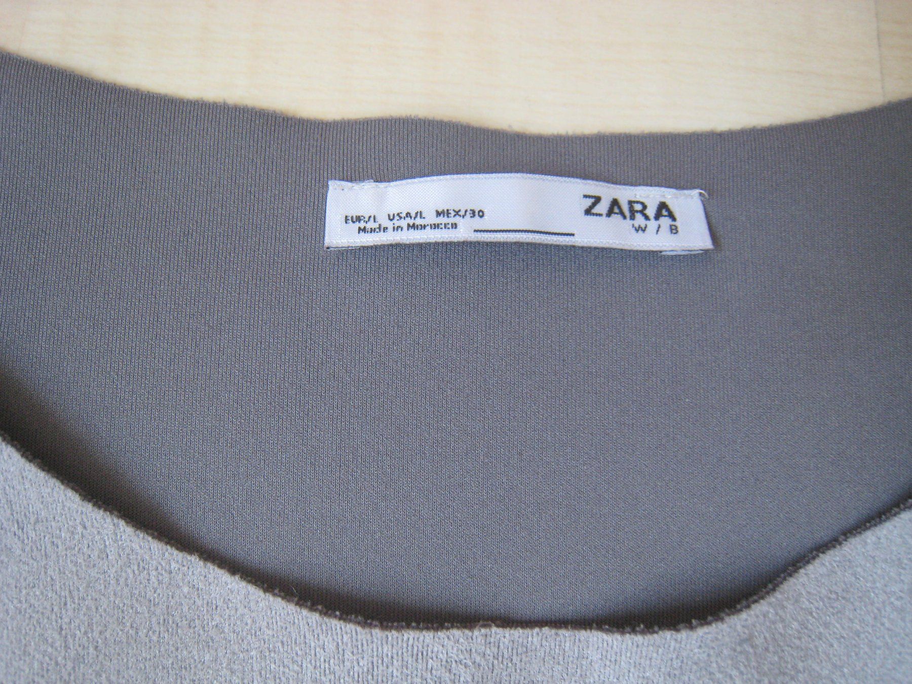 Zara Maglioni & Felpe: ZARA Oberteil Pullover Gr. L  grau mit Plüsch – Usato da Dättlikon venduto da Mamakuga 5