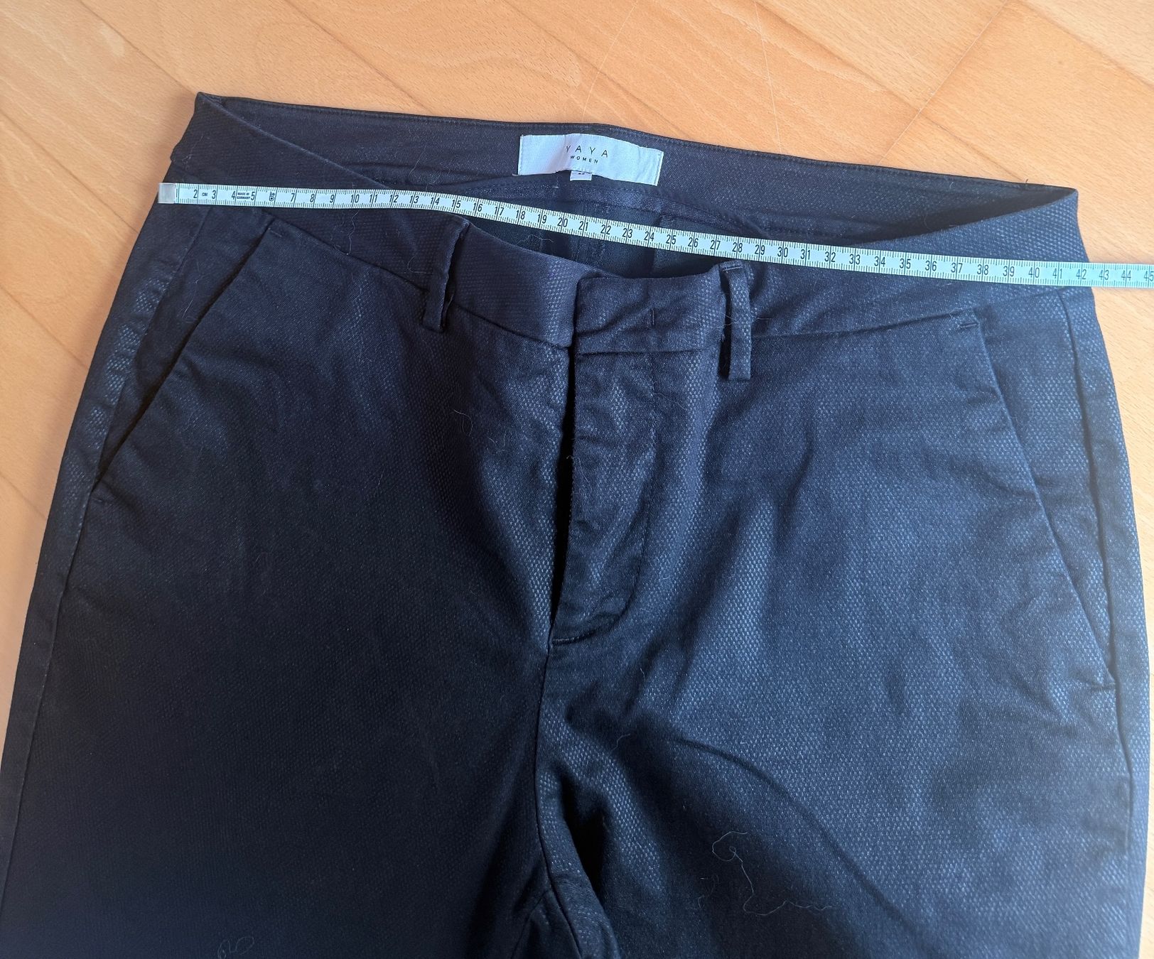 Pantaloni: Hose Yaya – Usato da Mastrils venduto da Laura8sevilla 3