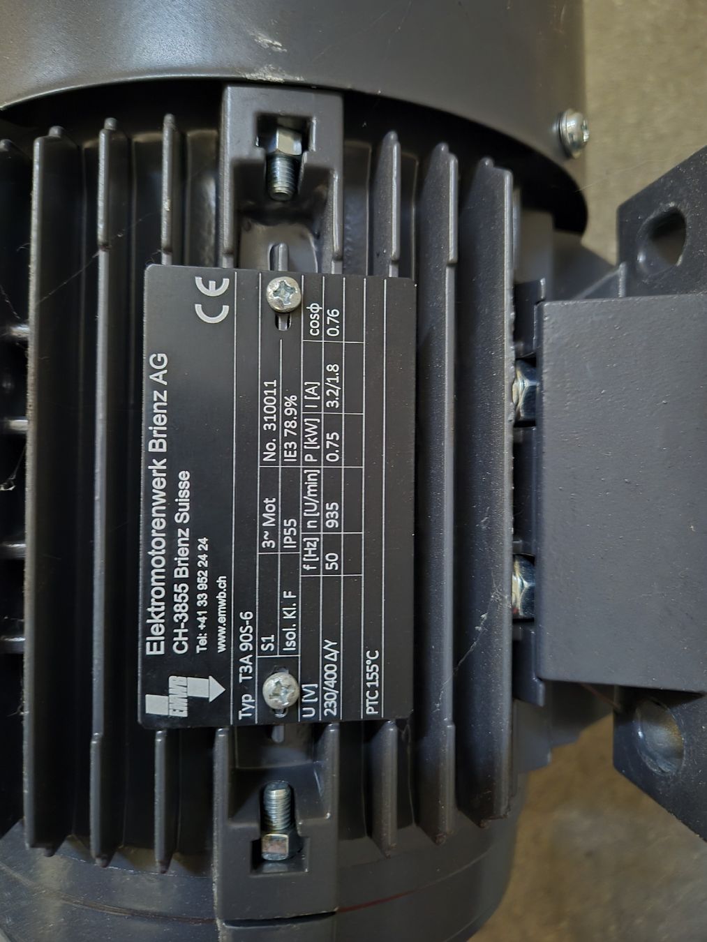 elektromotor-0-75kw-mit-zubeh-r-top-zustand-t3a-90s-6-neu-gem-ss