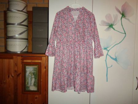 *** Sommerkleid *** / Blümchen / Neu ab 1.00