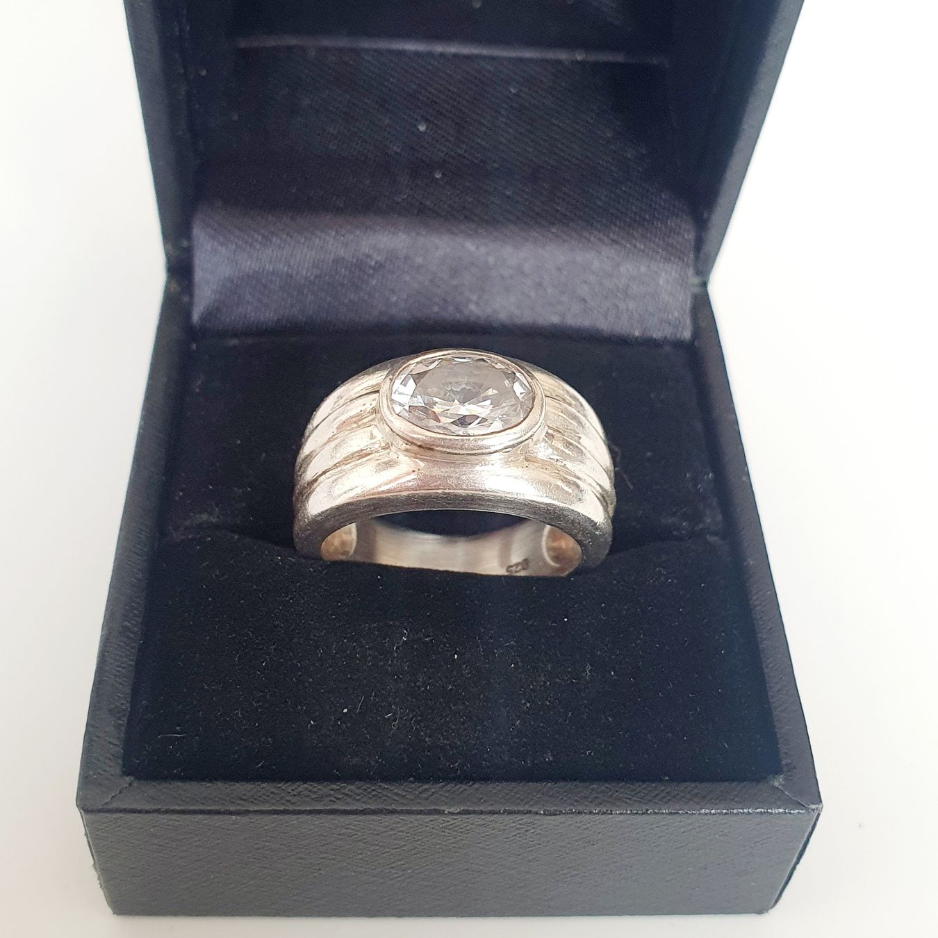 Bagues: Silber Ring  925 Silber mit Stein Grösse 17.6 mm  – D'occasion à Kreuzlingen par Wunderkiste123 2