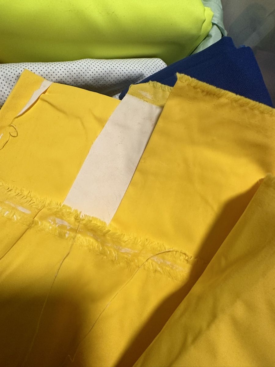 Tessuti: 12 kg Stoffe Meterware Baumwolle Polyester div. – Nuovo (secondo la descrizione) da Berg SG venduto da ES78 3