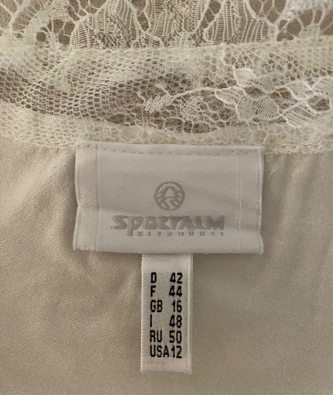 T-shirt: Oberteil in Weiss, Gr. 42 – Usato da Zürich venduto da Maria2021 5