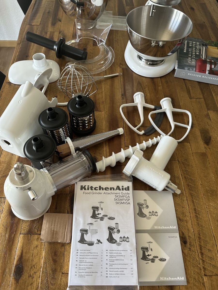 Kitchenaid Elettrodomestici da cucina: KitchenAid Artisan mit viel Zubehör – Usato da Kräiligen venduto da SITARO 2