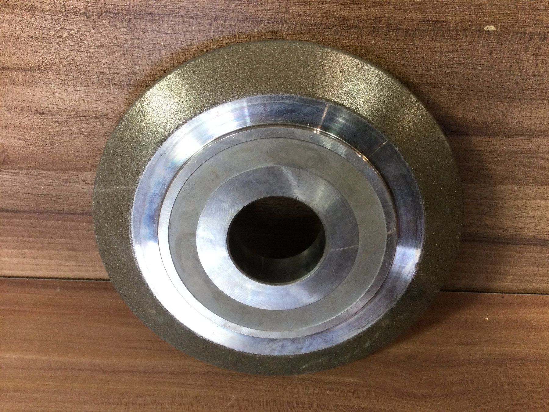 Schaublin Tous les outils: Gebrauchte grössere Diamant Schleifscheibe – D'occasion à Wangen SZ par kuriosum12 4