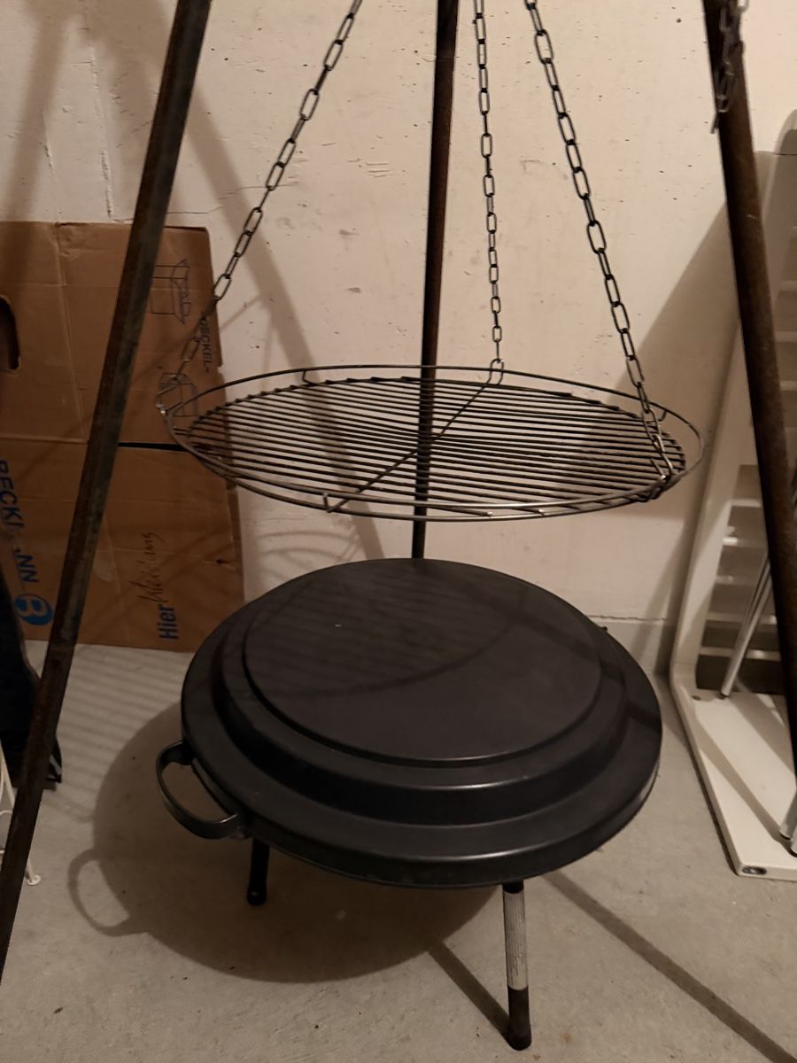 Grills: Grill tripod grill grate used – Gebraucht aus Zürich von mhm_6rhw