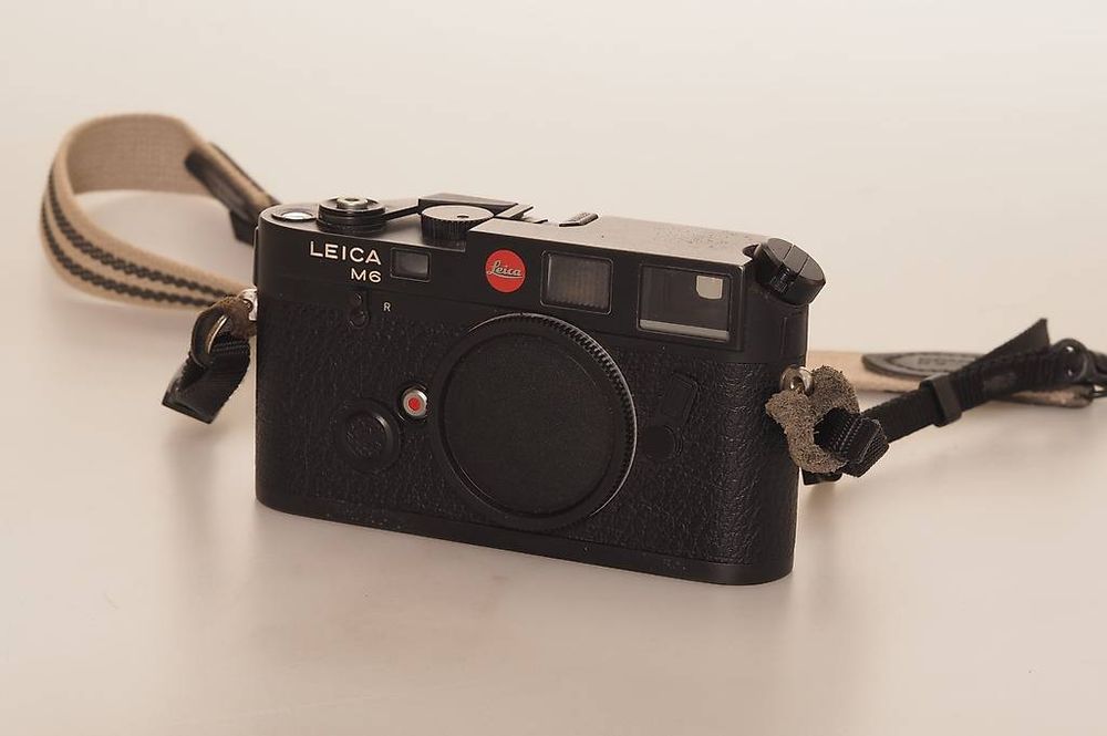 Leica Appareil photo: Leica M6 – D'occasion à Monthey par Nicolas_Pirolet_Sarl