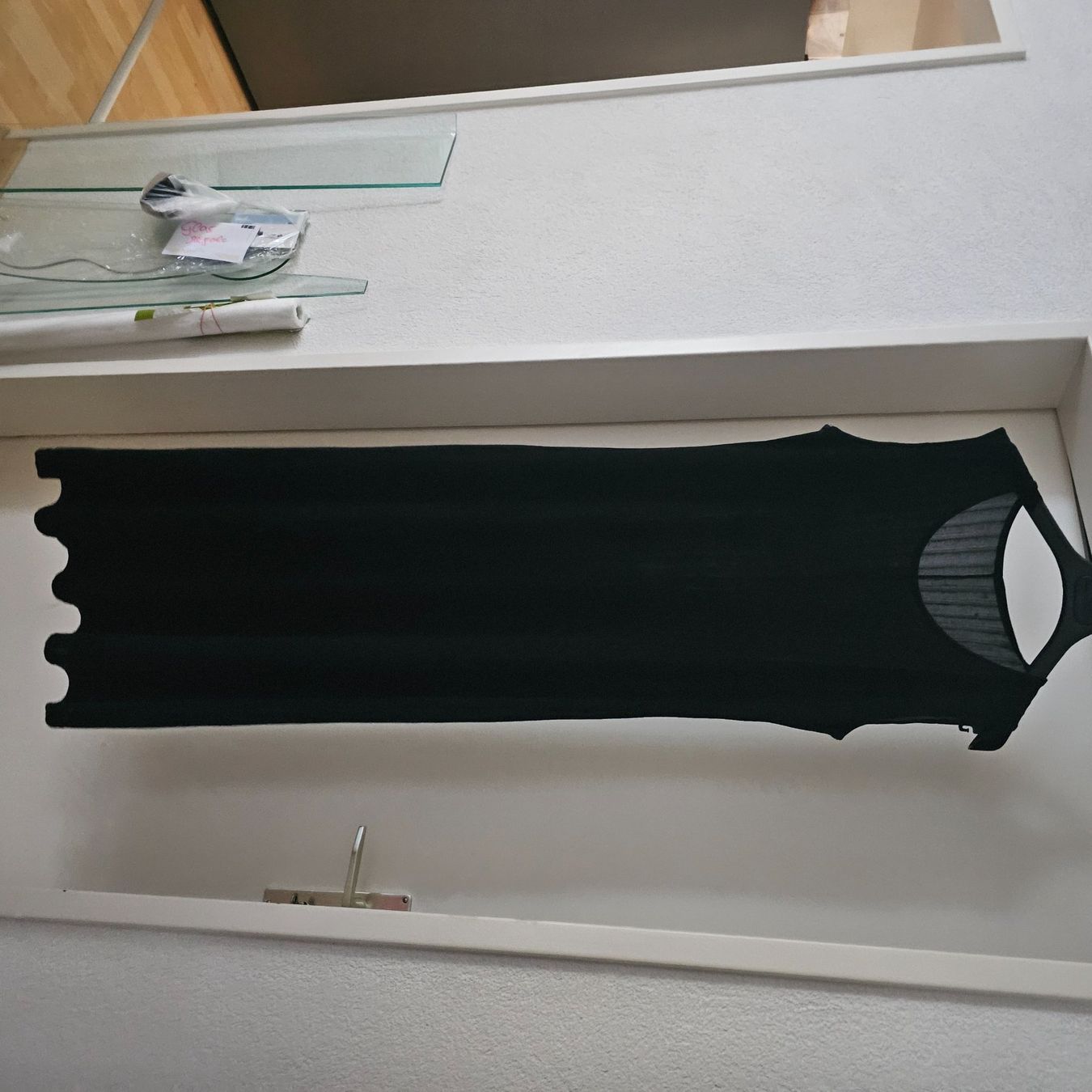 Kleider: Das schwarze lange Kleid gr 38 – Neu (gemäss Beschreibung) aus wolfhalden von 46464646