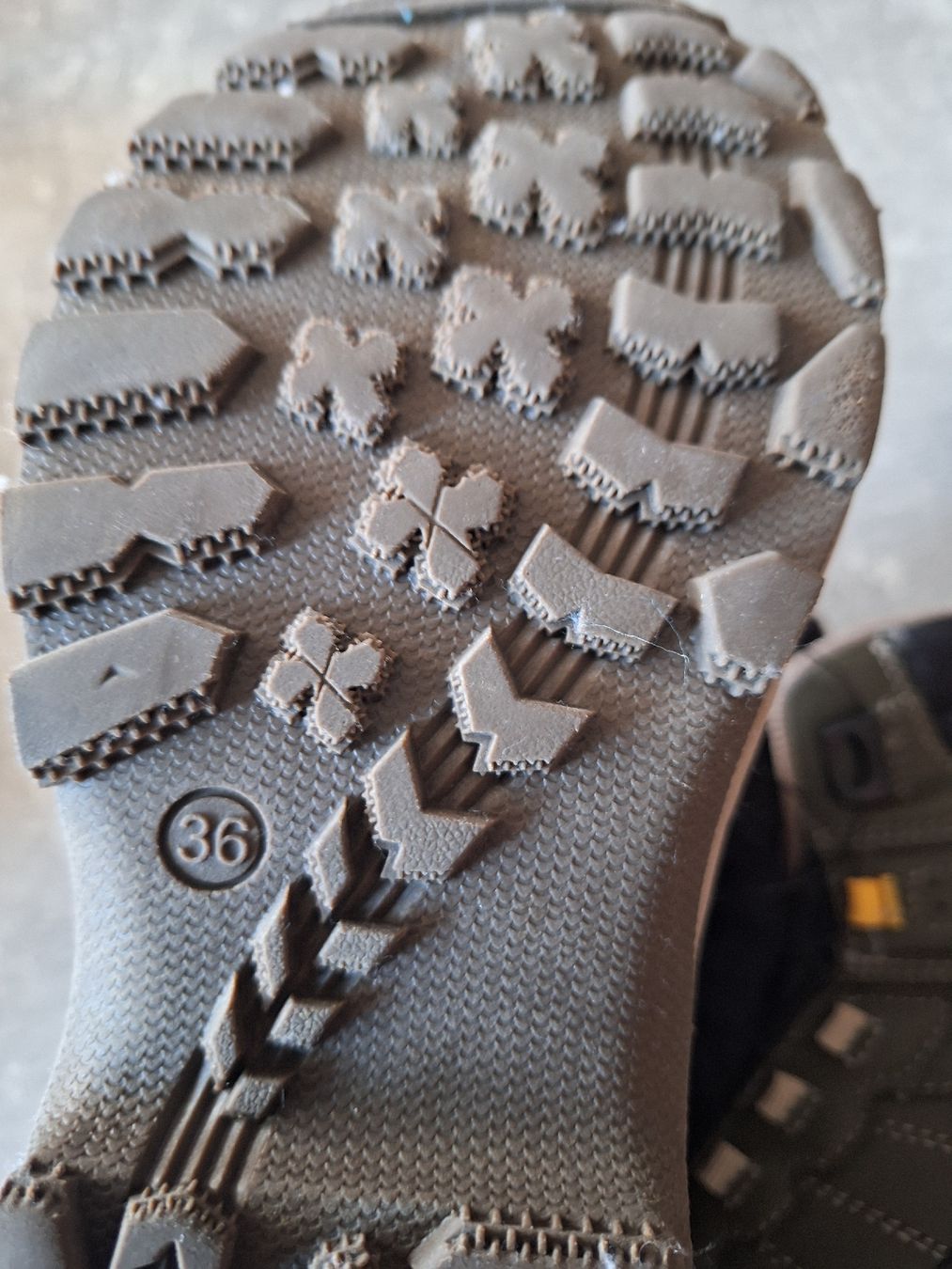 Bench Scarpe per ragazzi: Herbstschuh Grösse 36 – Usato da Egerkingen venduto da Niceli1 1