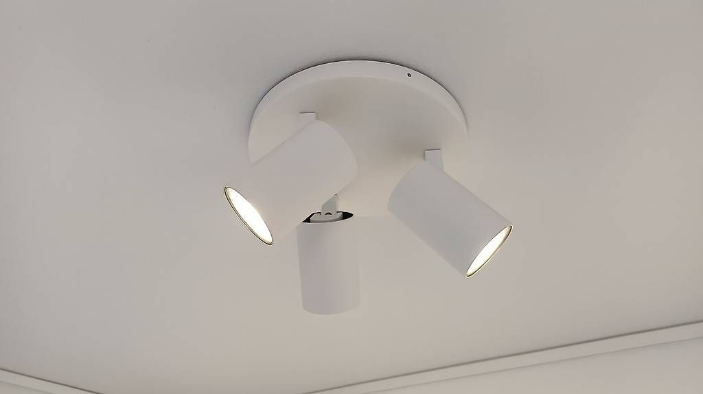Kronleuchter & Deckenlampen: Deckenleuchte 3er-Spot rund, weiss – Neu und originalverpackt aus Schenkon von erwin-53