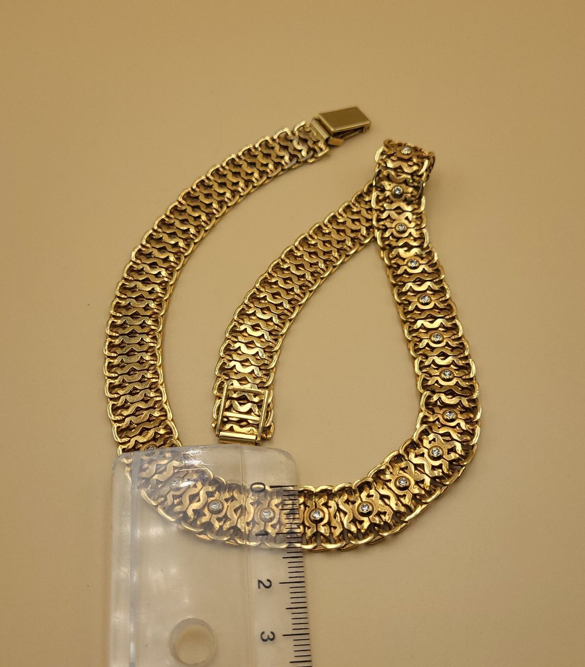 Catenine: Goldene Collier Mit Steine – Usato da Wald ZH venduto da SwissPawnshop
