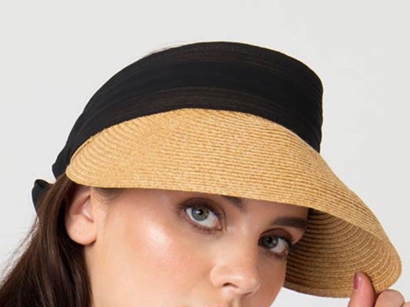 Sonstige Damenmode: Cape „Schwarz“ – Neu und originalverpackt aus Bülach von leide_29 1
