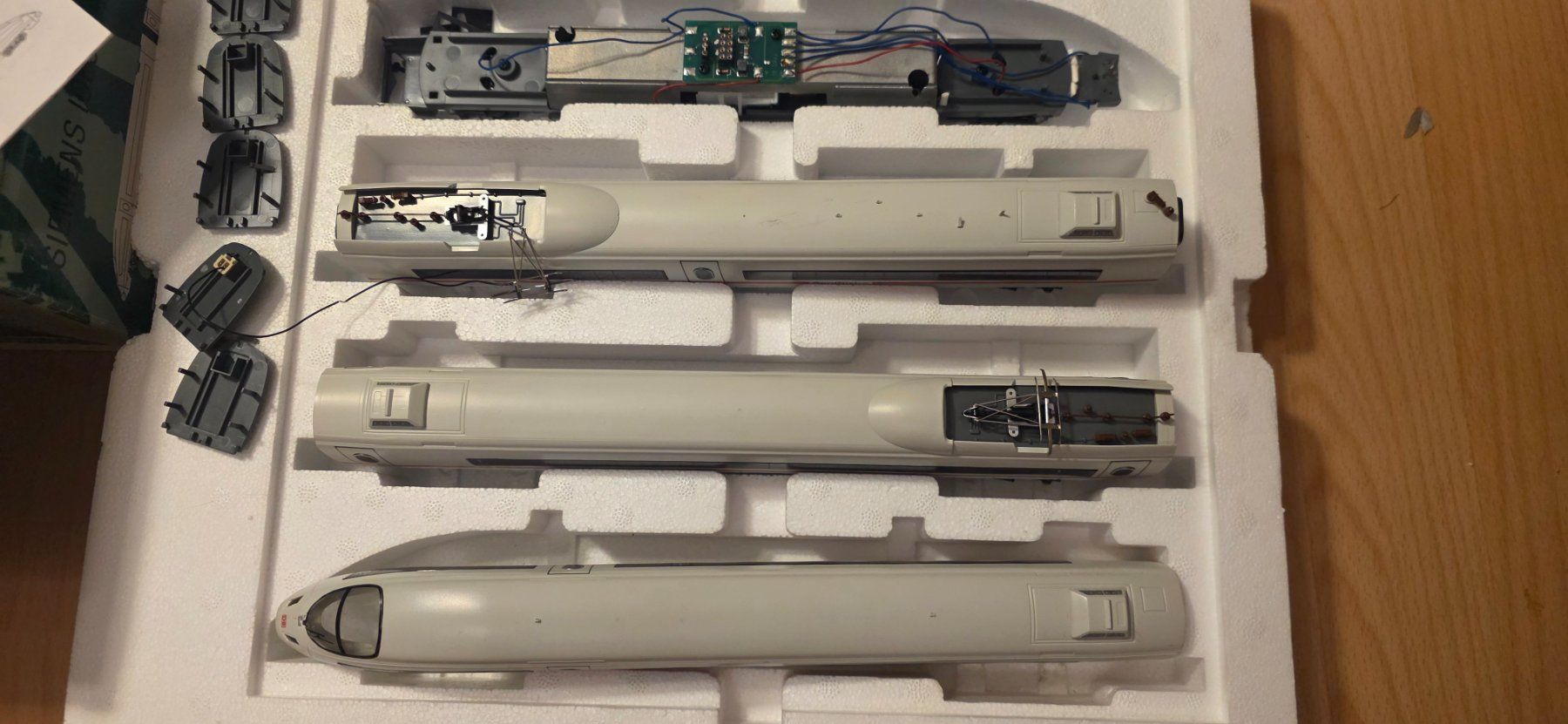 Mehano Trains électriques: Mehano ICE 3 HO/AC Ananlog ersazteile – D'occasion à Hochfelden par Danizh0 5