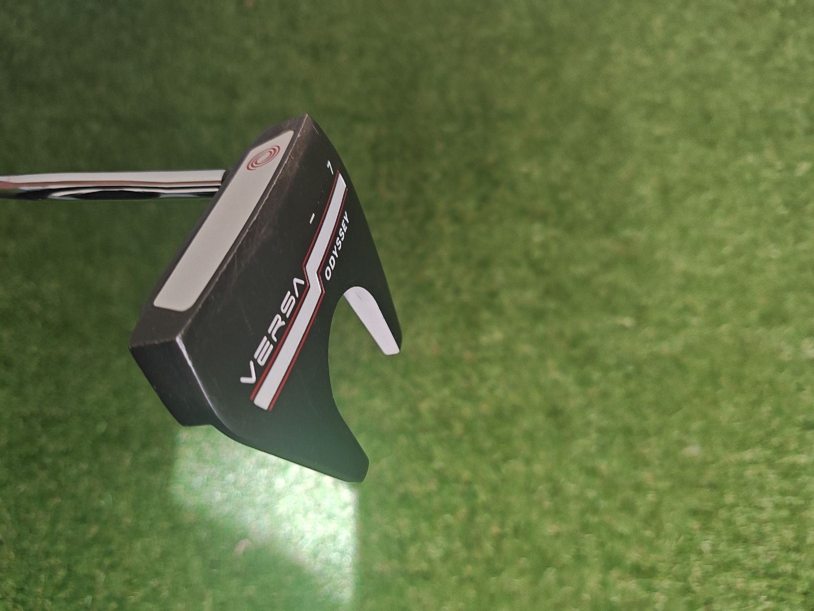 Odyssey Mazze & Set: Odyssey Versa Putter 7 in 34 inch – Usato da Uerikon venduto da Chreggus_Golfshop