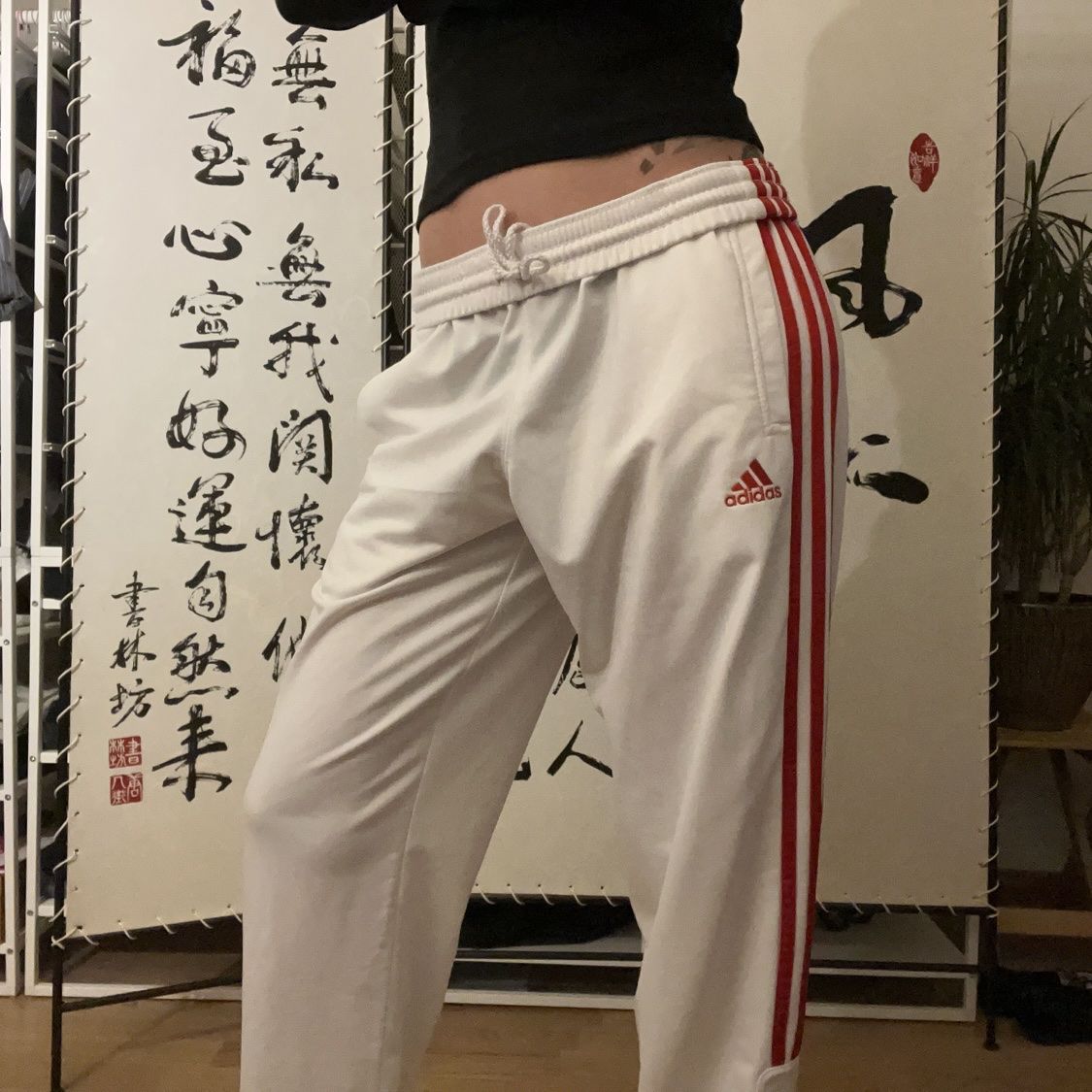Adidas Hosen: Adidas Track Pants – Gebraucht aus Kriens von tiy_wxz5 1