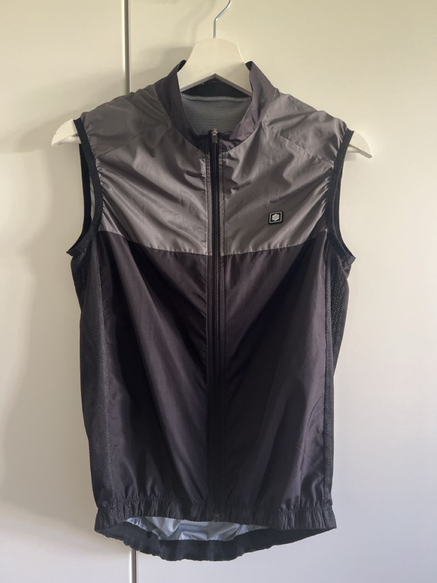 Gilet & Giacche: Siroko cycling vest, unisex size M – Usato da Samstagern venduto da rie_7vpv