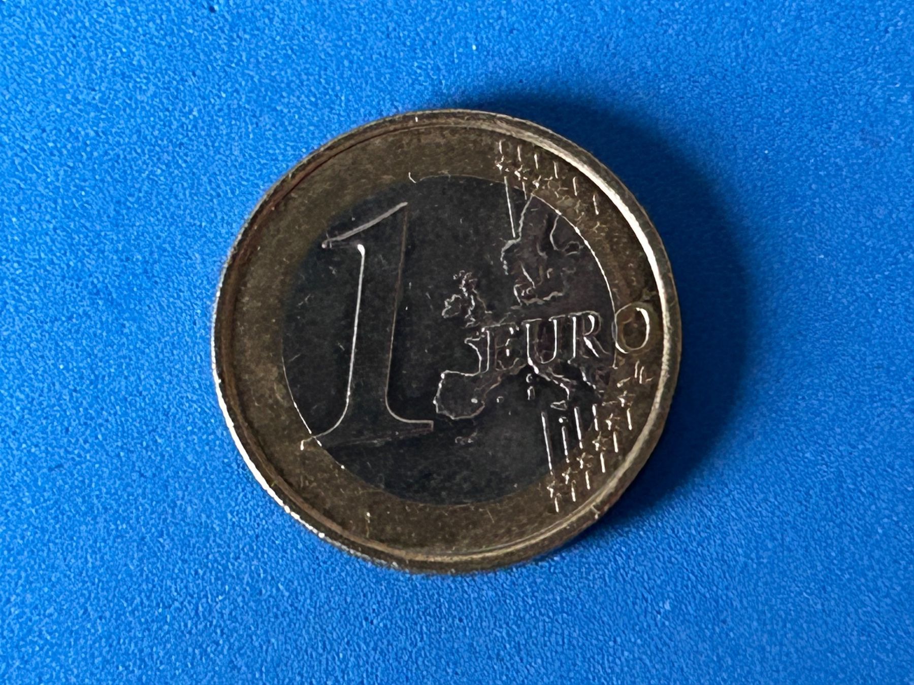 Tutti le monete: Portugal - 1 Euro 2015 – Usato da Corcelles NE venduto da AJKader 7