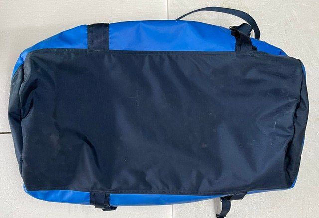 North Face Borse: THE NORTH FACE - Base Camp Duffel Bag – Usato da Oberrieden venduto da Ket25 2