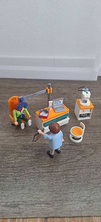 Playmobil Giocattoli: Playmobil Augenarzt Orginal – Usato da Neuenkirch venduto da Ducati79