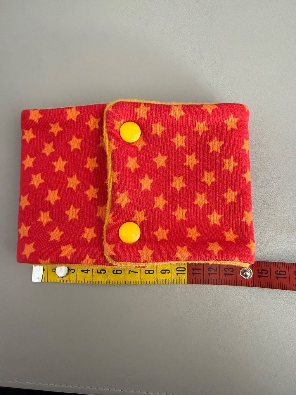Foulard & Sciarpe: Loop Halstuch für einen kleinen Hund - Sterne – Usato da Eschenbach SG venduto da Sums 1