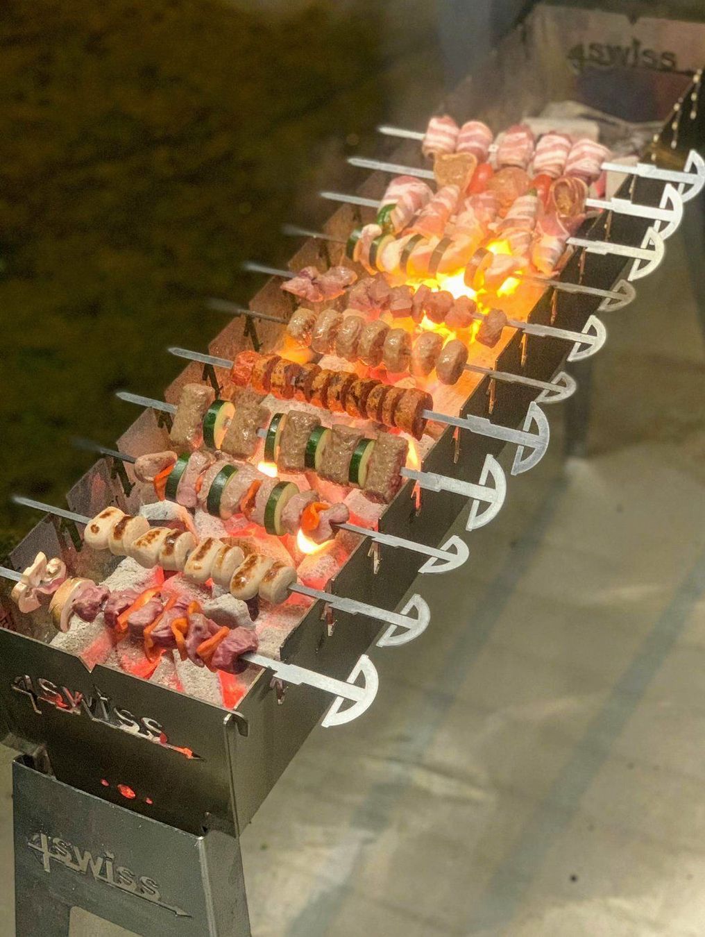 Bracieri: SWISS Spiessligrill - Geschenkidee – Nuovo (secondo la descrizione) da Hildisrieden venduto da DussBe6024 7