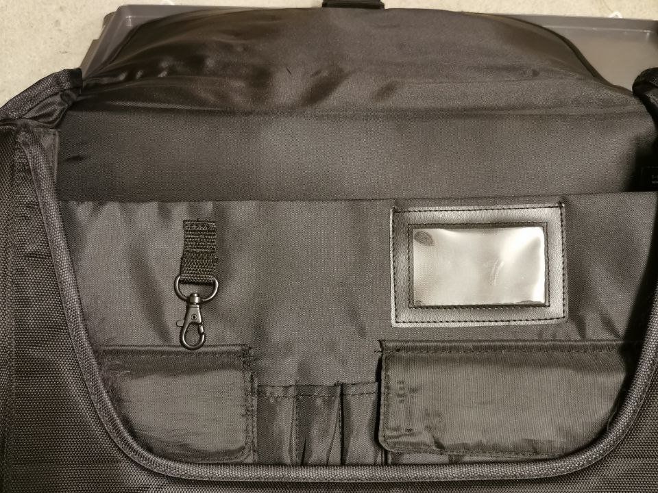 Borse: Schwarze Laptoptasche / Aktentasche Grossformat – Usato da Oberglatt ZH venduto da maravilho 1
