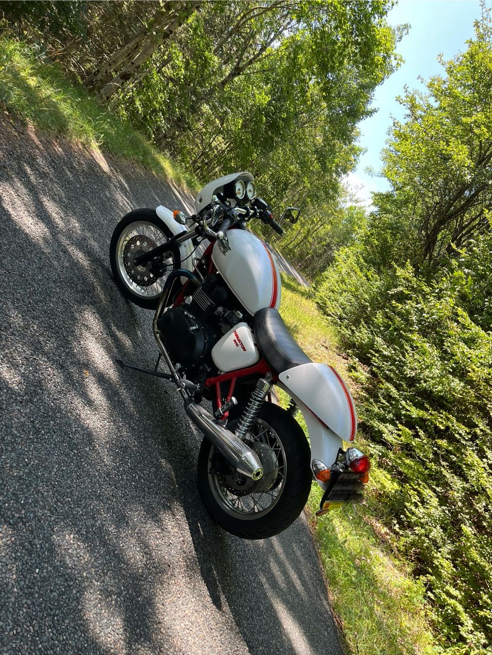 Triumph Strada: Triumph Thruxton – Usato da Grône venduto da byl_wwj6 5