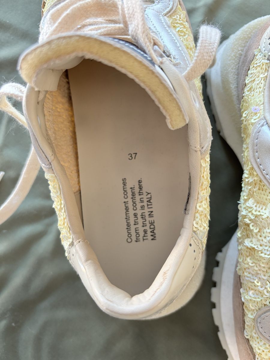 Scarpe da donna: Hidnander Tenkei-Sneaker mit Pailletten – Nuovo (secondo la descrizione) da Ennetbaden venduto da mme_7sv8 1