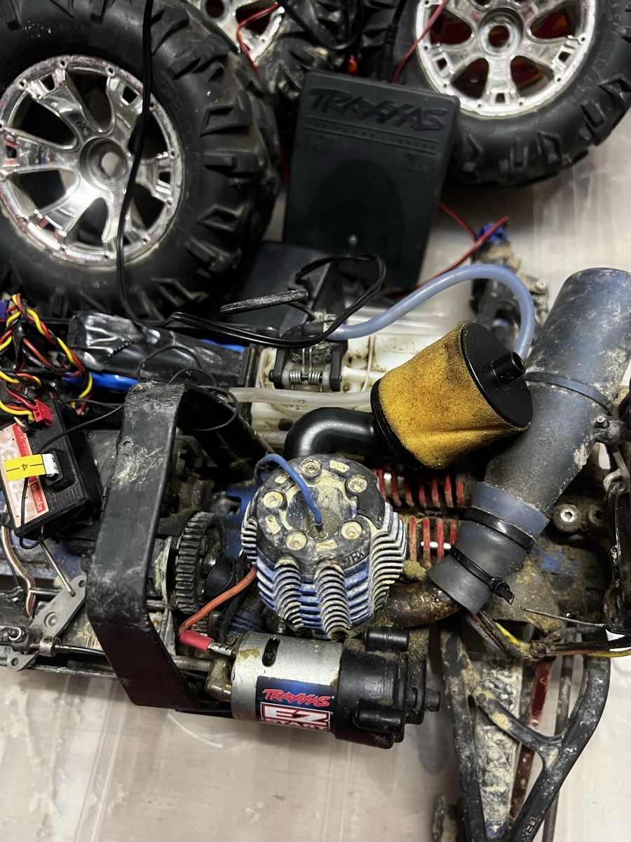 Traxxas RC Modellbau: RC Verbrenner Auto Traxxas Revo 3.3, – Defekt aus Unterkulm von Sita013 5