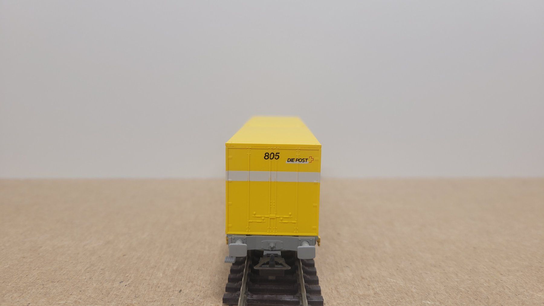 Piko Modelleisenbahnen: Spur H0 Piko "95650" 2achsige Schweizer Postwagen Güterwagen – Gebraucht aus Büsserach von ModellbahnDepot 2