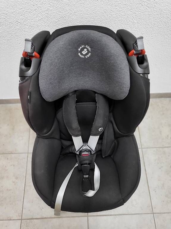 Maxi-Cosi Seggiolini per auto: Maxi Cosi ohne Isofix – Usato da Münsingen venduto da baerbiN