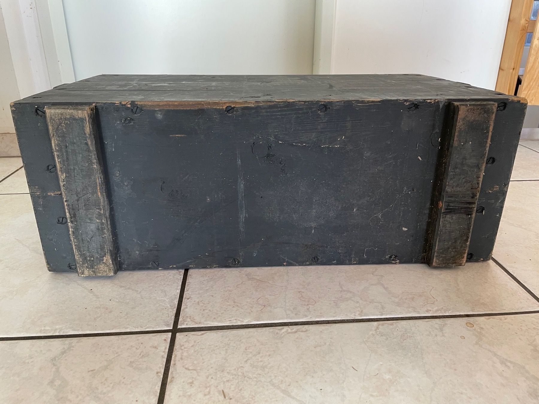 Kassen: Ancienne Caisse Militaire – Gebraucht aus Vallamand von Bricbracbroc82 8