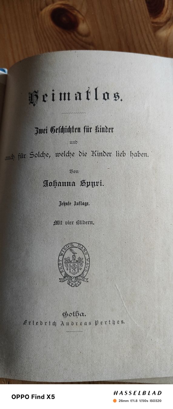 Libri: Heimatlos – Usato da Volken venduto da katz5 2