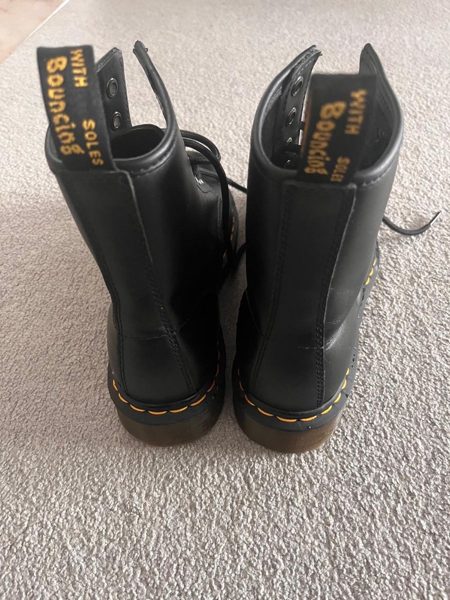 Dr. Martens Scarpe da donna: Stiefel Dr. Martens Original  – Usato da Bettwil venduto da Petrus59 1