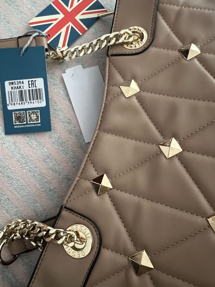 Borse da donna: Neue schicke Tasche – Nuovo e nell'imballaggio originale da Schlieren venduto da kam_85ky 1