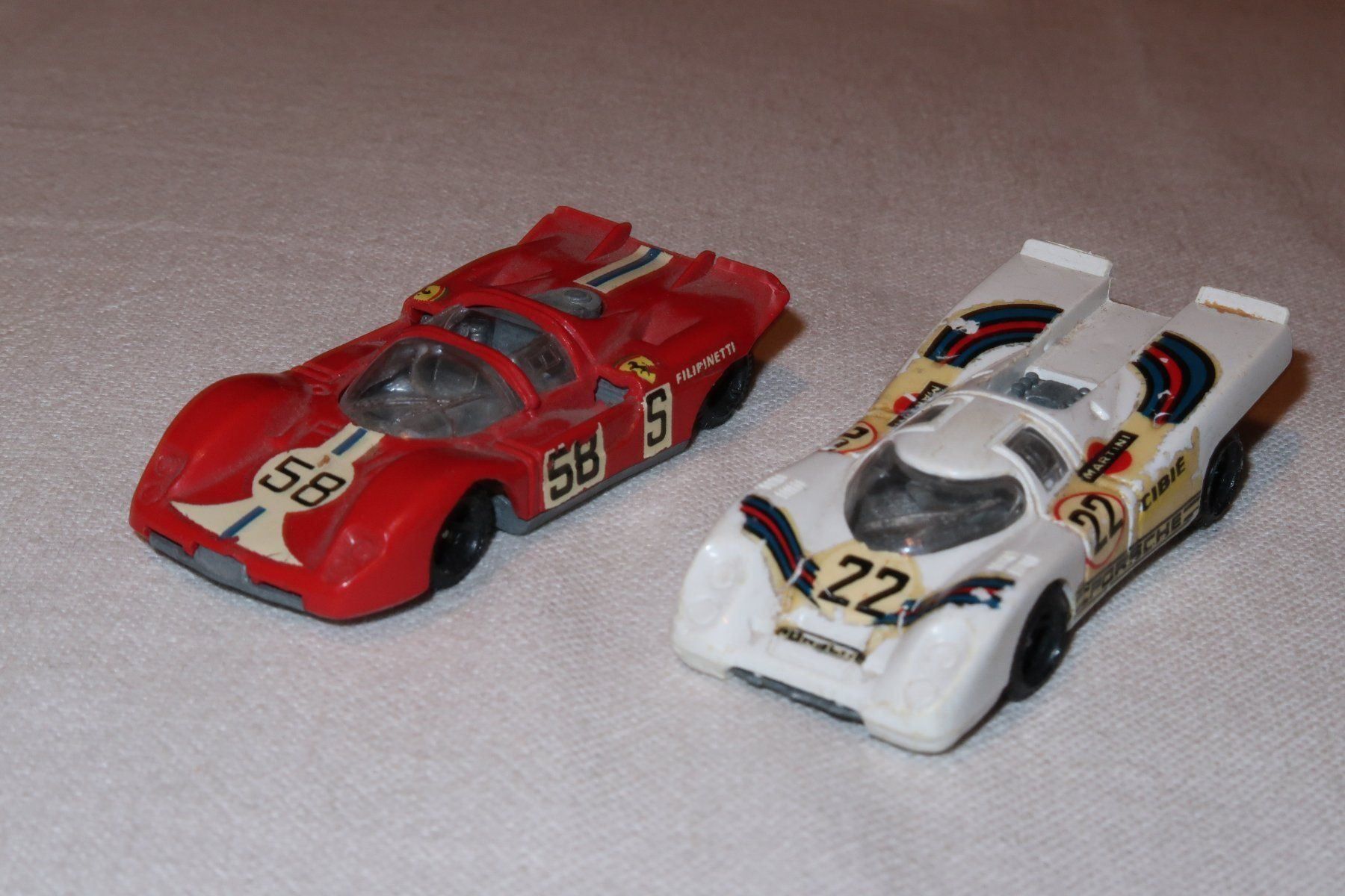 Ferrari Modellini d'auto: CHAMPION Ferrari 512S & Porsche 917 – Usato da Muttenz venduto da Laeckerlihamschter
