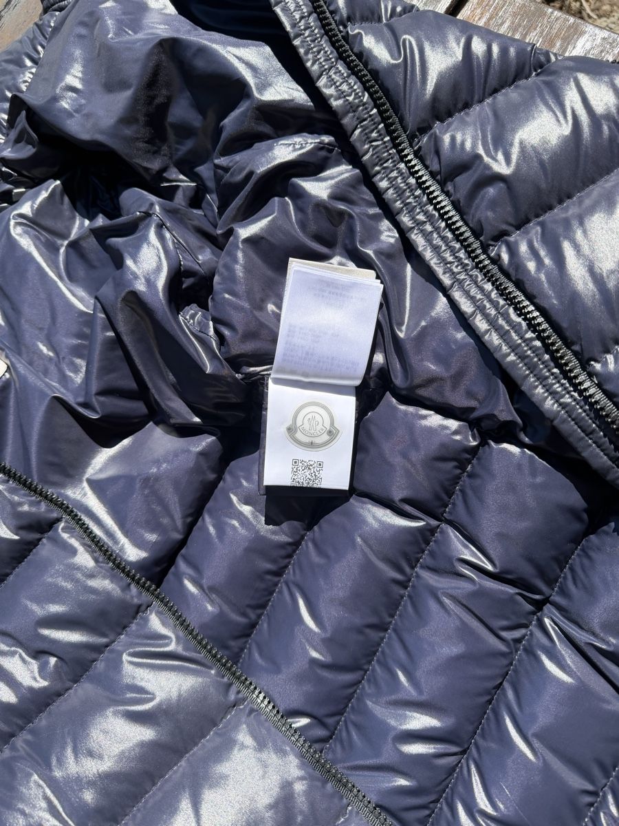 Moncler Giacche: Moncler Ladies Winter Padded Down Jacket - Size S – Usato da Lauterbrunnen venduto da nik_rj52 4