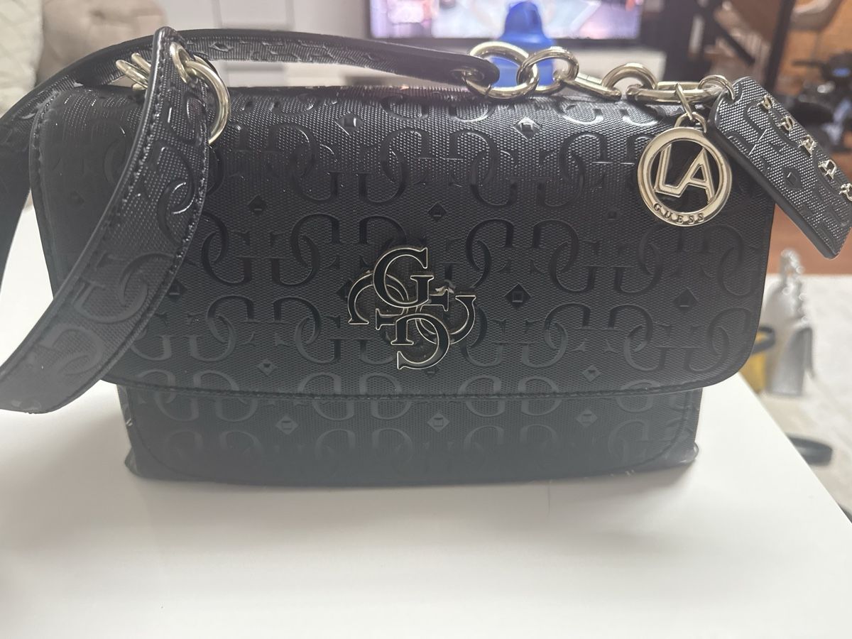 Guess Borse da donna: Guess Handtasche – Nuovo (secondo la descrizione) da Hausen AG venduto da balisht 1