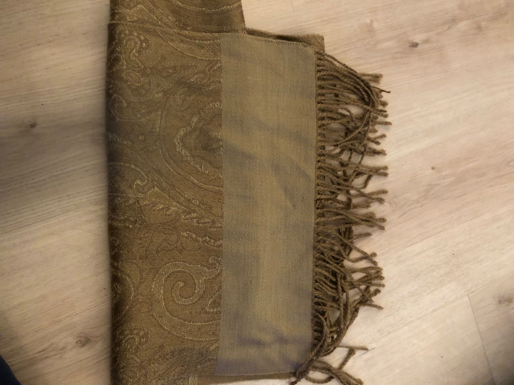 Foulard & Sciarpe: Schmaler Schal – Usato da Lupsingen venduto da sta_wgg5 3